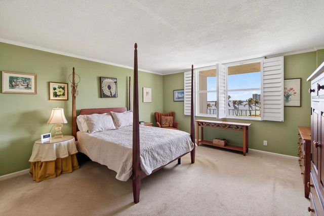 801 Lake Shore Drive 414, Lake Park, FL 33403