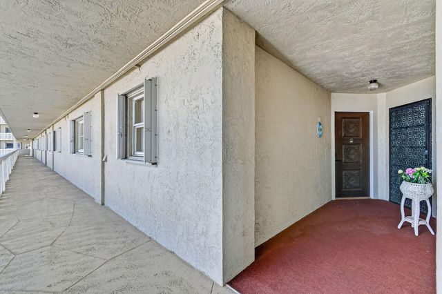 801 Lake Shore Drive 414, Lake Park, FL 33403