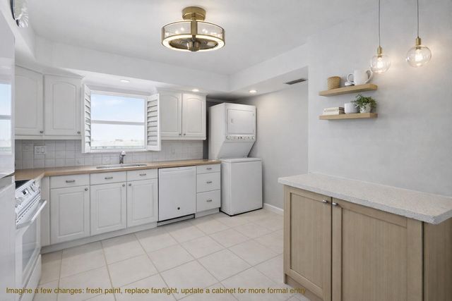 801 Lake Shore Drive 414, Lake Park, FL 33403