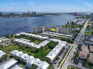 801 Lake Shore Drive 414, Lake Park, FL 33403