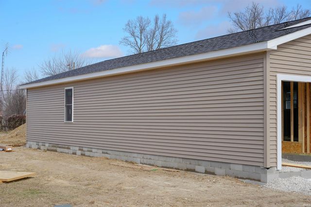 511 College Avenue, Mitchell, IN 47446