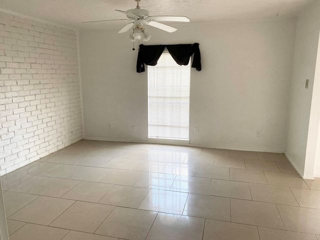 7449 Cook Road, Houston, TX 77072