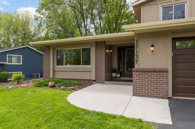 17137 Franchise Way, Lakeville, MN 55024