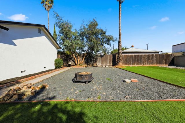 2906 Farris Ave, Ceres, CA 95307