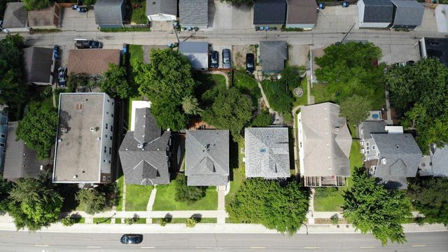 3232 Hennepin Avenue, Minneapolis, MN 55408