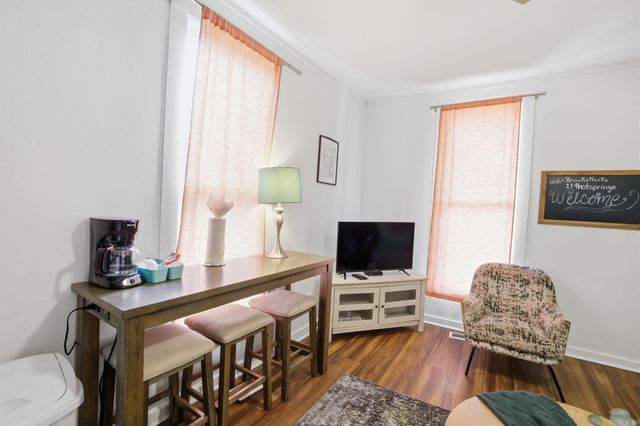 214 Elizabeth Terrace, Hot Springs National Park, AR 17901