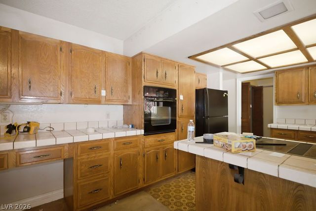 4548 East Cleveland Avenue, Las Vegas, NV 89104