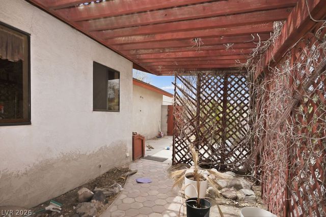 4548 East Cleveland Avenue, Las Vegas, NV 89104