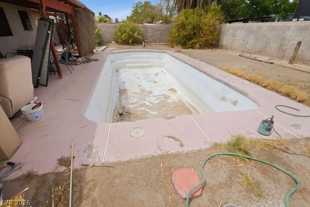 4548 East Cleveland Avenue, Las Vegas, NV 89104