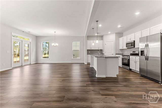 198 Brookline Drive, Savannah, GA 31407