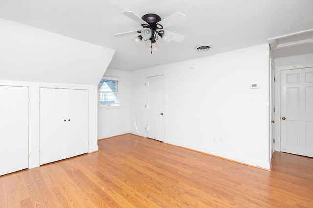 104 WOODLAND DR, Staunton, VA 24401