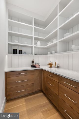 629 N LINCOLN ST N, Arlington, VA 22201