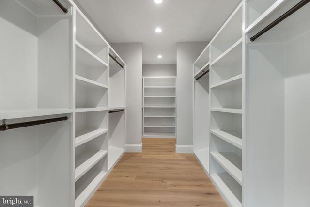 629 N LINCOLN ST N, Arlington, VA 22201