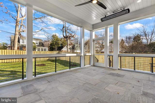 629 N LINCOLN ST N, Arlington, VA 22201