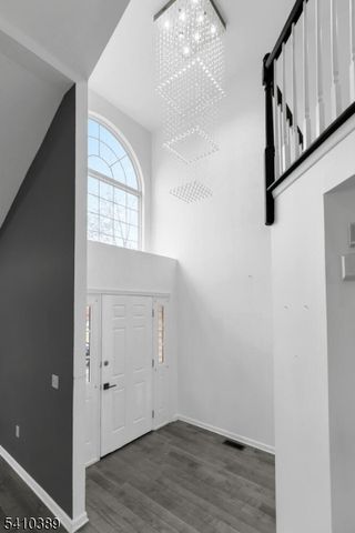 450 Vanderveer Rd, Bridgewater Twp., NJ 08807