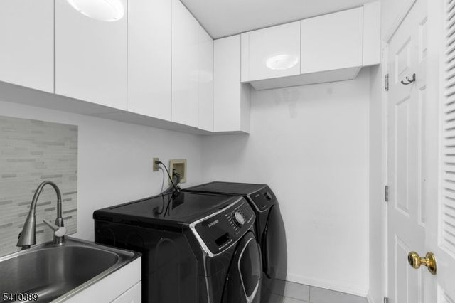 450 Vanderveer Rd, Bridgewater Twp., NJ 08807