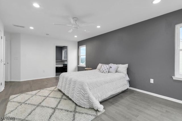 450 Vanderveer Rd, Bridgewater Twp., NJ 08807