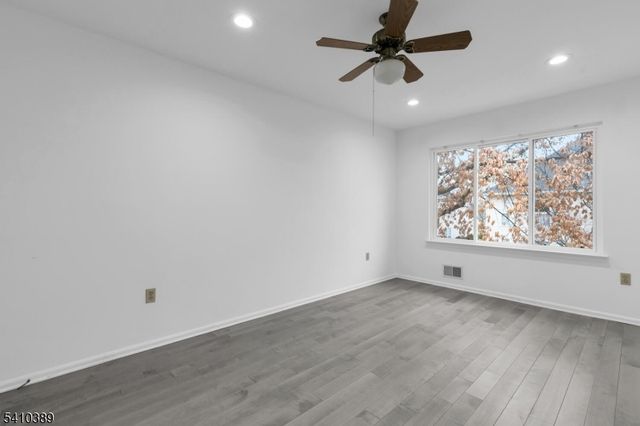 450 Vanderveer Rd, Bridgewater Twp., NJ 08807