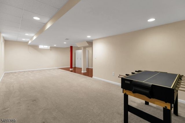 450 Vanderveer Rd, Bridgewater Twp., NJ 08807