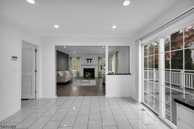 450 Vanderveer Rd, Bridgewater Twp., NJ 08807