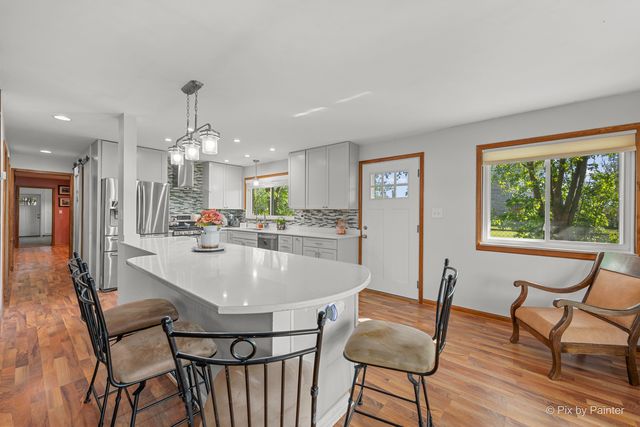 1423 N River Road, Mchenry, IL 60051