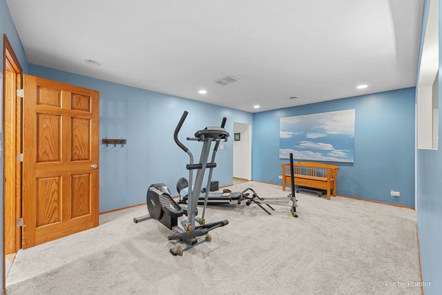 1423 N River Road, Mchenry, IL 60051