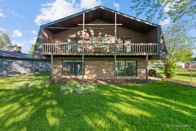 1423 N River Road, Mchenry, IL 60051