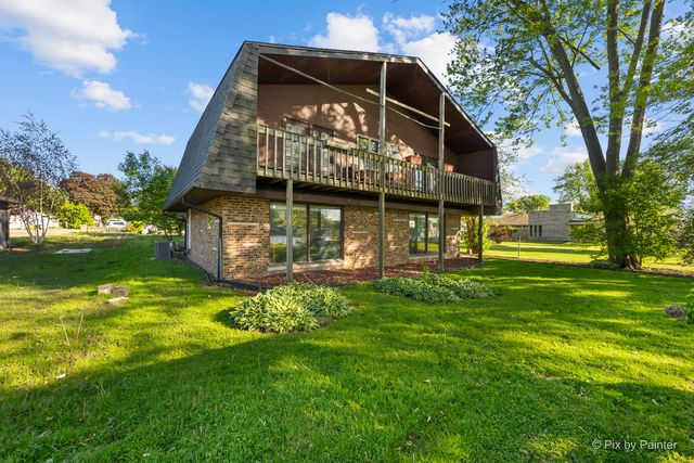1423 N River Road, Mchenry, IL 60051