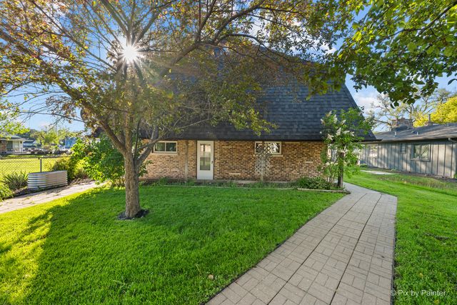 1423 N River Road, Mchenry, IL 60051