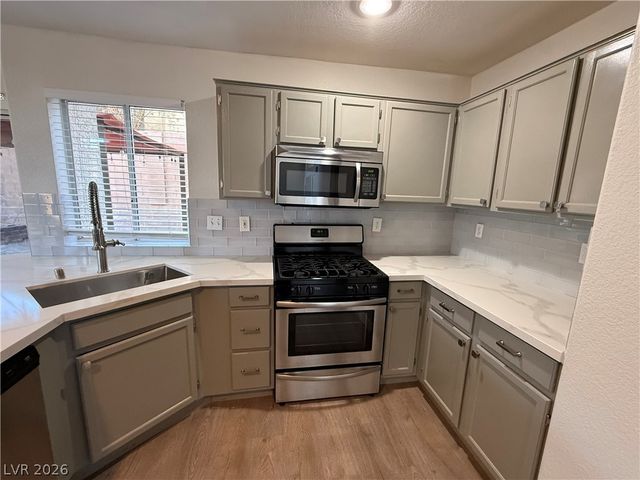 332 Palisades Drive, Henderson, NV 89014