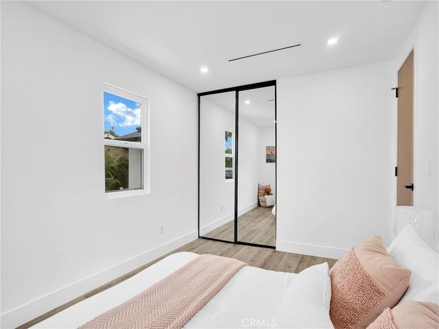 7055 Fallbrook Avenue, West Hills, CA 91307