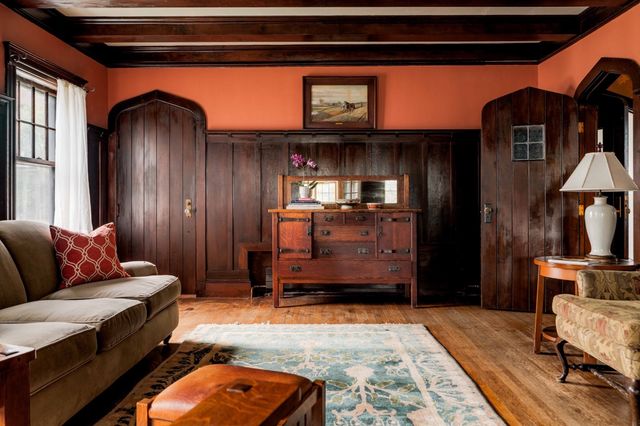 990 South Street, Boston, MA 02131