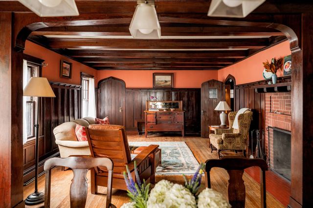 990 South Street, Boston, MA 02131