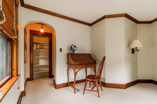 990 South Street, Boston, MA 02131