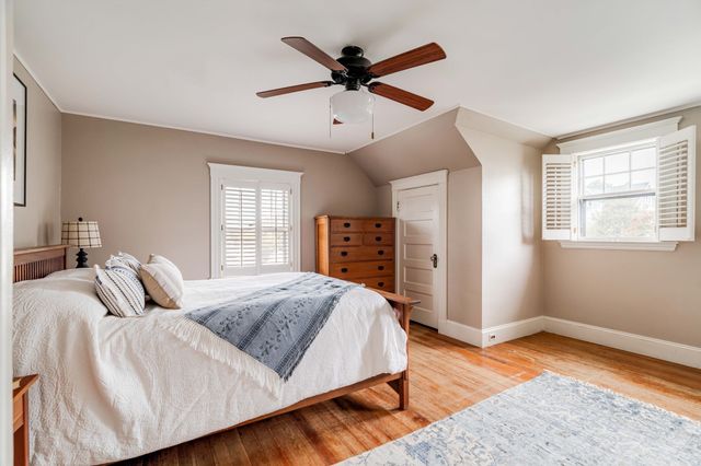990 South Street, Boston, MA 02131