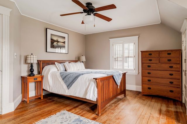 990 South Street, Boston, MA 02131