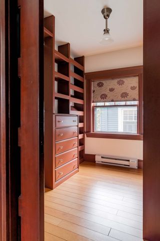 990 South Street, Boston, MA 02131