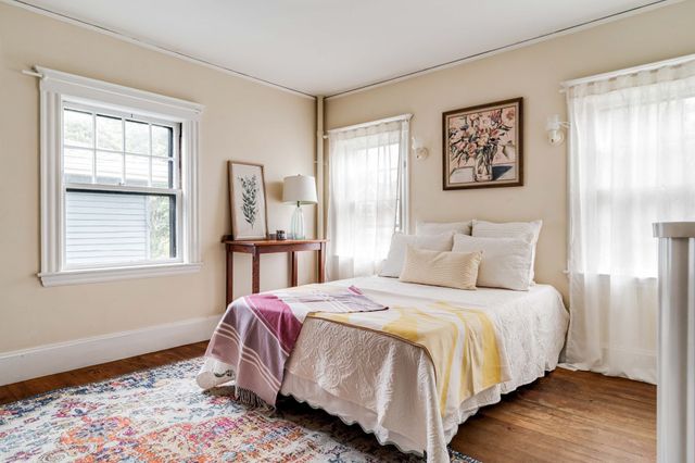 990 South Street, Boston, MA 02131