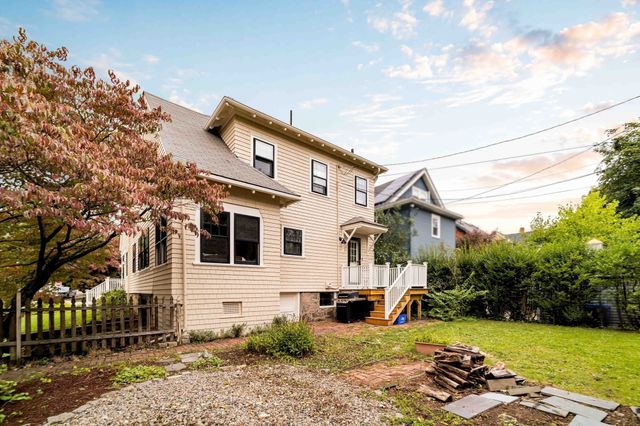 990 South Street, Boston, MA 02131