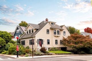 990 South Street, Boston, MA 02131
