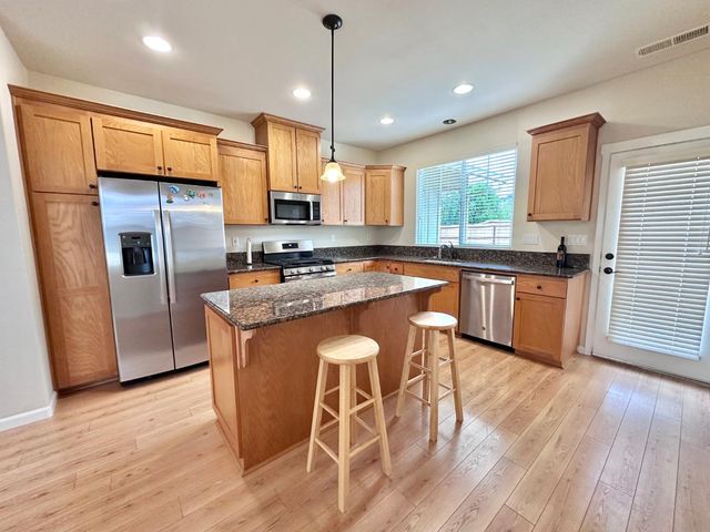 258 Cottage Cir, Murphys, CA 95247