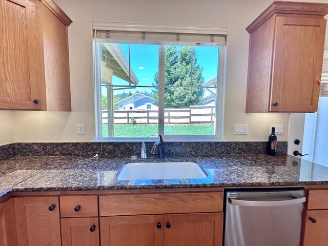 258 Cottage Cir, Murphys, CA 95247