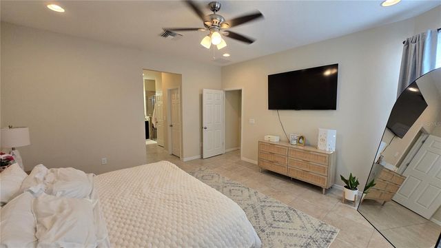 5729 SUNFLOWER CIRCLE, Sarasota, FL 34238