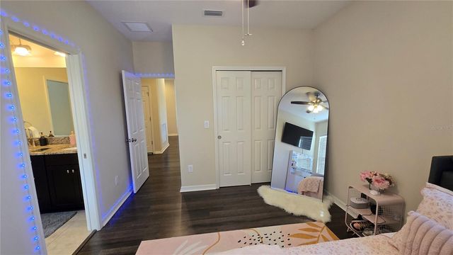 5729 SUNFLOWER CIRCLE, Sarasota, FL 34238