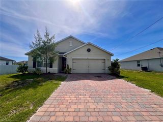 212 SW 25th AVE, Cape Coral, FL 33991