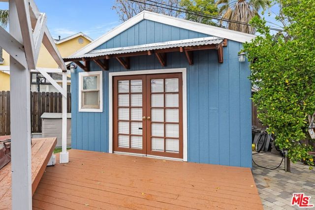 11641 Blythe Street, North Hollywood, CA 91605