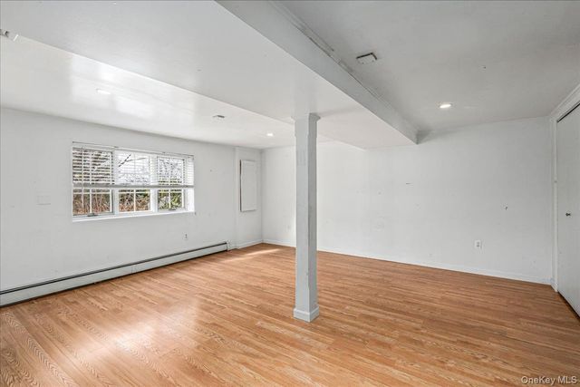 20 Harborview Drive, Northport, NY 11768