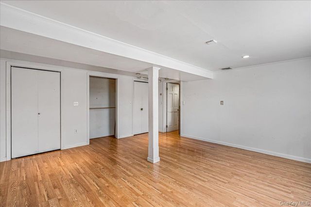 20 Harborview Drive, Northport, NY 11768