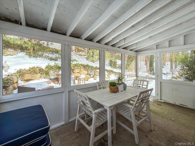 20 Harborview Drive, Northport, NY 11768