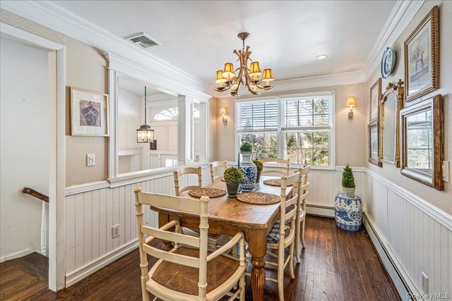 20 Harborview Drive, Northport, NY 11768